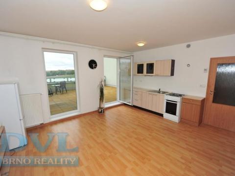 Prodej bytu 1+kk, Rousínov, Nad Školou, 35 m2