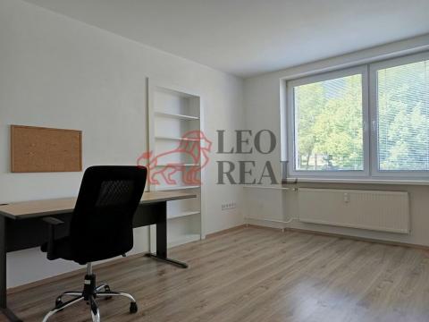 Pronájem bytu 2+1, Velké Opatovice, Hliníky, 15 m2