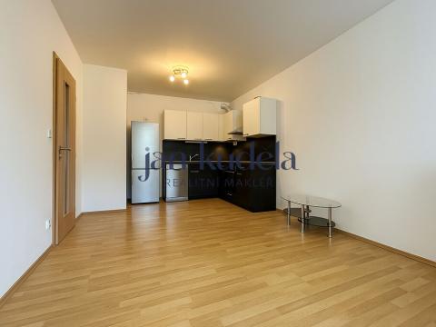 Pronájem bytu 2+kk, Brno, Křídlovická, 43 m2