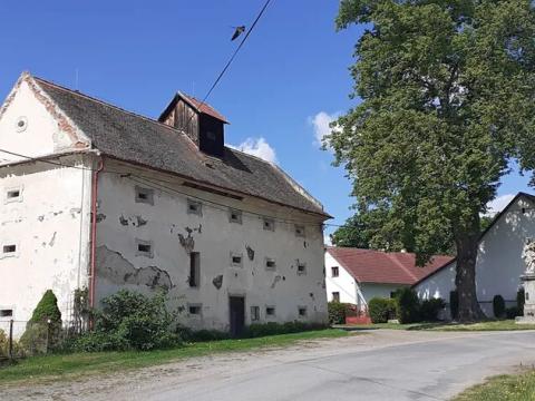 Prodej zemědělské usedlosti, Křečovice, 549 m2