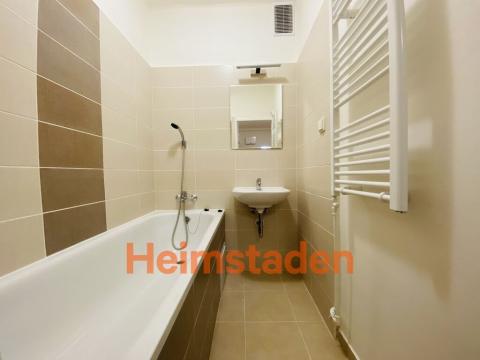 Pronájem bytu 2+1, Ostrava - Poruba, Hlavní třída, 79 m2