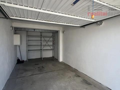 Pronájem garáže, Brno, Kociánka, 17 m2