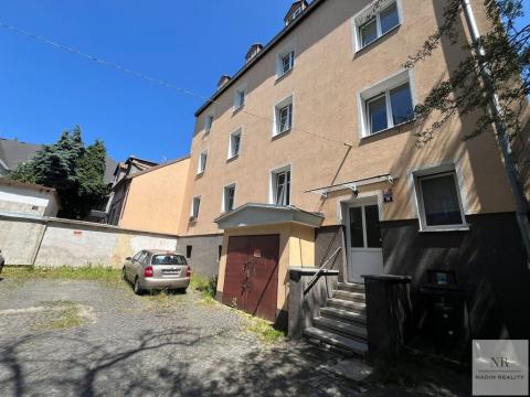 Prodej bytu 2+1, Karlovy Vary, Nejdecká, 61 m2