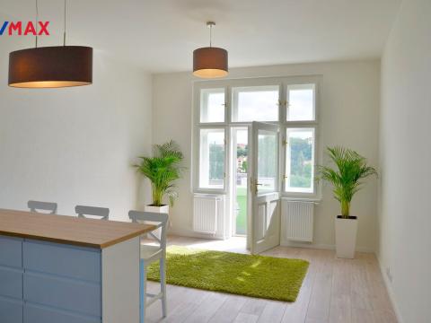 Pronájem bytu 2+kk, Praha - Smíchov, Strakonická, 57 m2