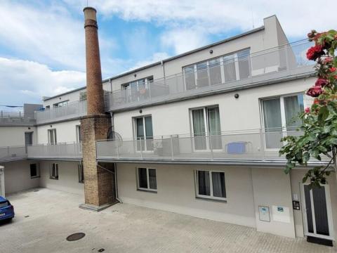 Pronájem bytu 1+kk, Praha - Strašnice, Strančická, 25 m2