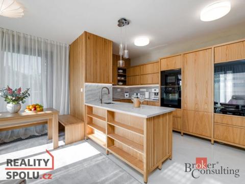 Prodej bytu 3+kk, Plzeň - Doudlevce, Heyrovského, 158 m2