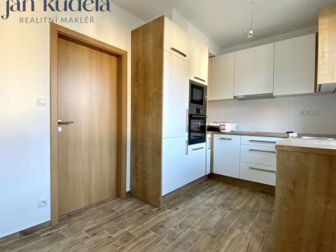 Pronájem bytu 1+1, Brno, Sokolnická, 41 m2