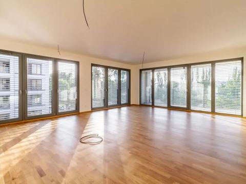 Prodej bytu 4+kk, Praha - Karlín, Za Karlínským přístavem, 137 m2