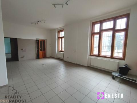 Pronájem skladu, Praha - Velká Chuchle, Dostihová, 50 m2