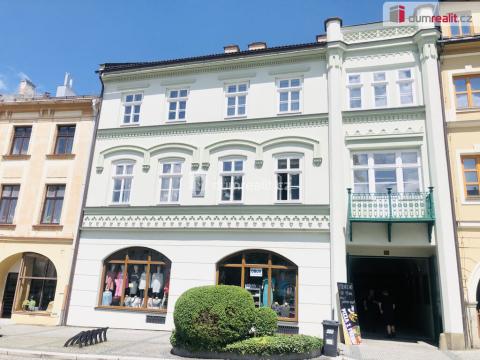 Pronájem obchodního prostoru, Frenštát pod Radhoštěm, nám. Míru, 150 m2