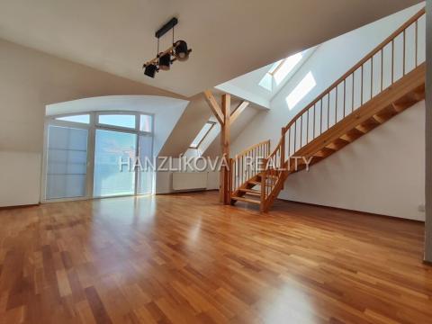 Pronájem bytu 3+1, České Budějovice, Riegrova, 112 m2