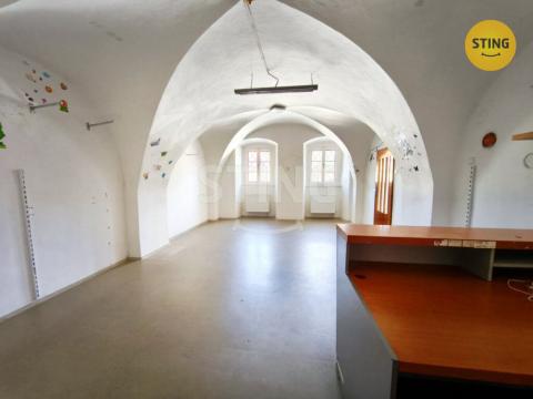 Pronájem obchodního prostoru, Brtnice, nám. Svobody, 40 m2