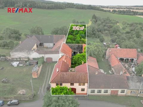 Prodej rodinného domu, Uhřice, 380 m2