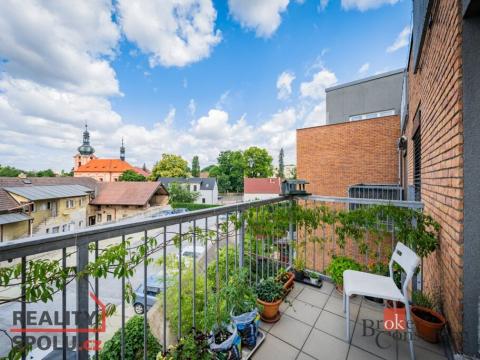 Prodej bytu 2+kk, Praha - Uhříněves, Karla Zicha, 66 m2