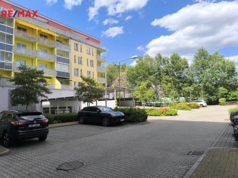Pronájem bytu 2+kk, Karlovy Vary, Jateční, 47 m2
