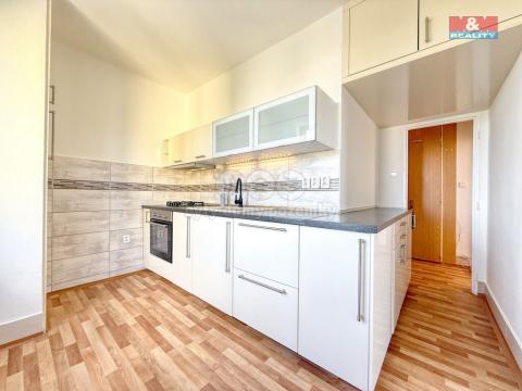 Pronájem bytu 2+1, Praha - Záběhlice, Roztylské náměstí, 53 m2