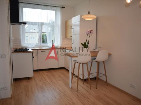 Pronájem bytu 2+kk, Jihlava, Třebízského, 100 m2