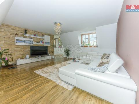 Prodej bytu 5+1, Praha - Horní Počernice, Dobrošovská, 149 m2