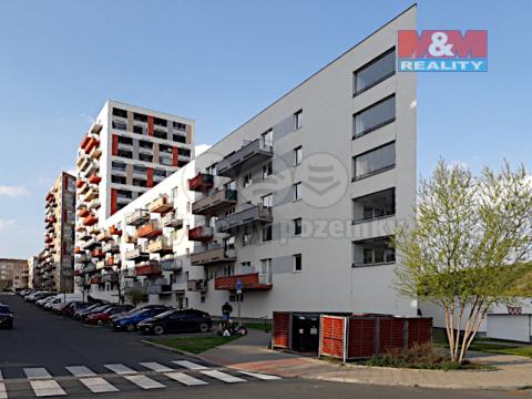 Pronájem bytu 1+kk, Praha - Horní Měcholupy, Modenská, 34 m2