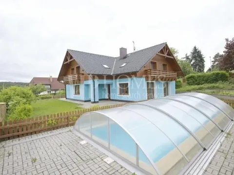 Pronájem vily, Praha - Nebušice, K Hlásku, 400 m2
