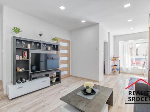 Pronájem bytu 2+kk, Paskov, Náměstí, 46 m2