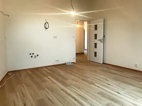Pronájem bytu 2+kk, Velvary, Chržínská, 60 m2