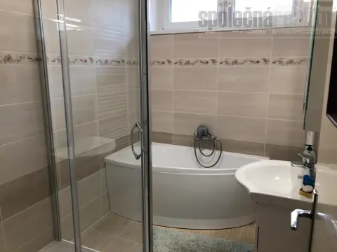 Pronájem bytu 3+1, Praha - Dejvice, Na Kuthence, 90 m2
