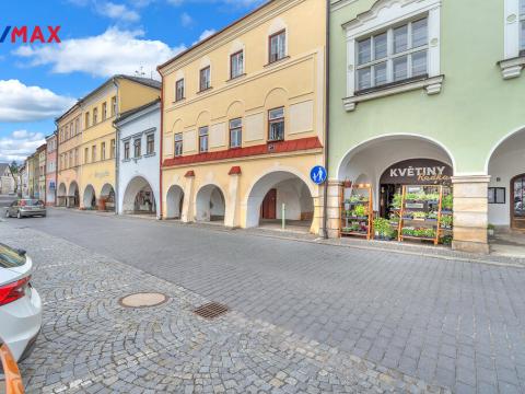 Prodej vícegeneračního domu, Hostinné, Náměstí, 420 m2