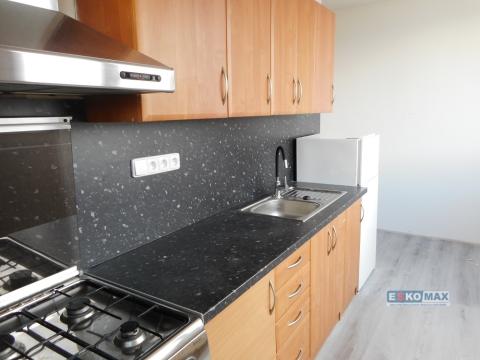 Pronájem bytu 3+1, Břeclav - Charvátská Nová Ves, Na Valtické, 70 m2
