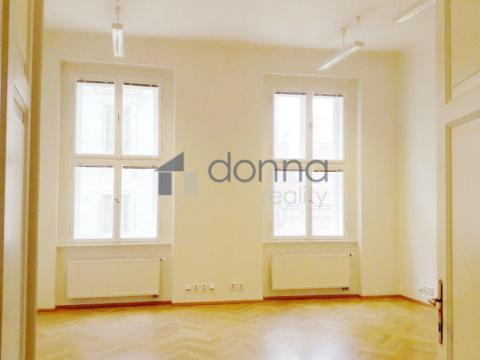 Pronájem kanceláře, Praha, Politických vězňů, 257 m2
