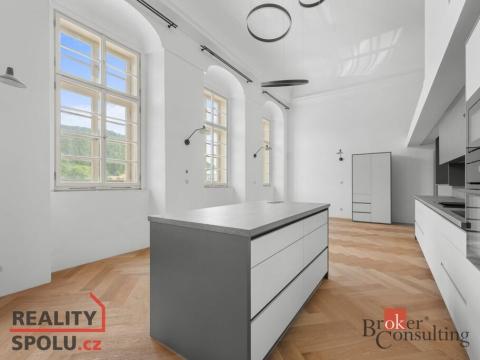 Prodej bytu 1+kk, Jince, Slavíkova, 71 m2