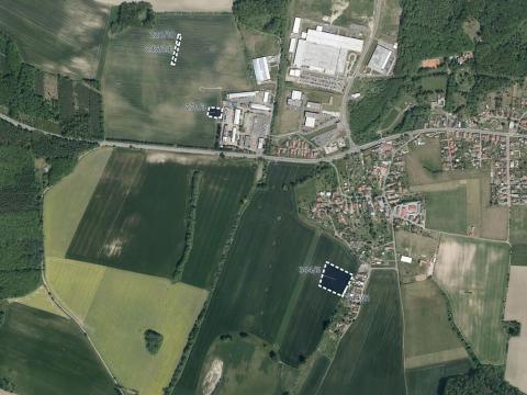 Prodej pole, Pardubice, 14290 m2