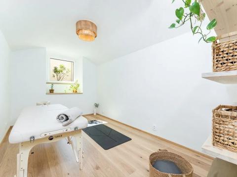 Pronájem komerční nemovitosti, Praha - Vinohrady, Mánesova, 14 m2