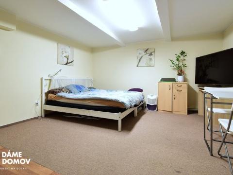 Pronájem bytu 1+kk, Zlín - Prštné, L. Váchy, 26 m2