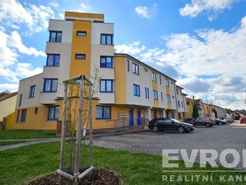 Prodej bytu 2+kk, Pardubice - Bílé Předměstí, Na Drážce, 46 m2
