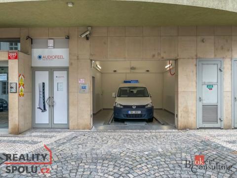 Prodej garážového stání, Praha - Nové Město, Biskupský dvůr, 15 m2