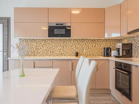 Prodej bytu 2+kk, Praha - Holešovice, Jateční, 62 m2