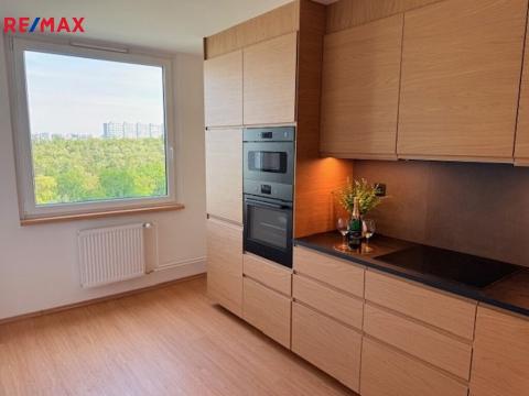 Prodej bytu 3+1, Praha - Modřany, Pertoldova, 78 m2