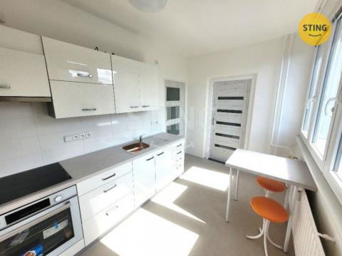 Pronájem bytu 1+1, Opava, Zeyerova, 35 m2