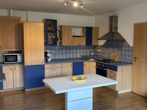 Prodej bytu 3+1, Karlovy Vary, 75 m2
