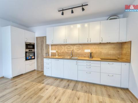 Pronájem bytu 1+kk, Plzeň, Měděná, 41 m2