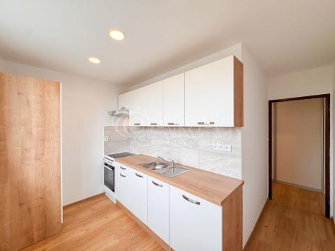 Pronájem bytu 2+1, Kaplice, Omlenická, 56 m2