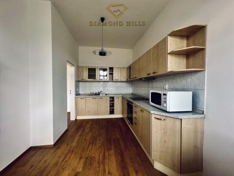 Pronájem bytu 2+1, Praha, Za kovárnou, 74 m2