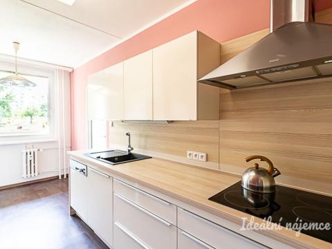 Pronájem bytu 3+1, Praha, Generála Janouška, 80 m2