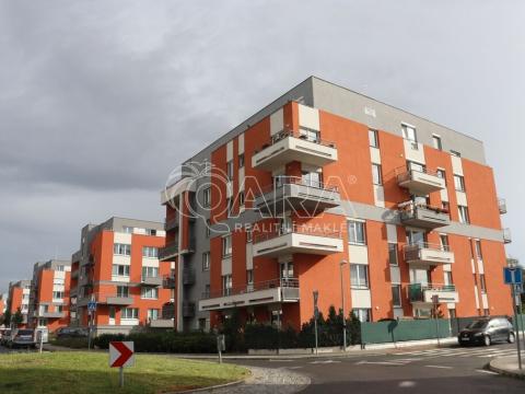 Pronájem bytu 2+kk, Praha, Sazovická, 48 m2