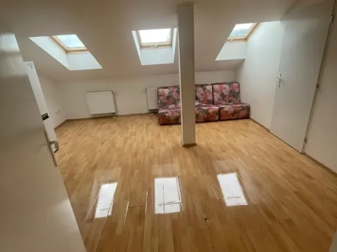 Pronájem bytu 3+kk, Ústí nad Labem - Krásné Březno, 1. máje, 56 m2