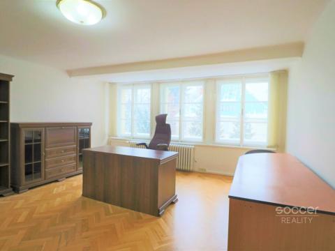 Pronájem kanceláře, Praha - Bubeneč, Na Zátorce, 50 m2