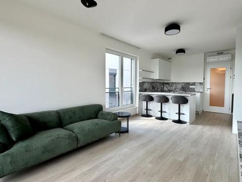 Pronájem bytu 2+kk, Praha, Výstavní, 59 m2