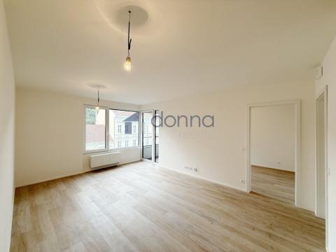 Pronájem bytu 2+kk, Praha, Plzeňská, 54 m2