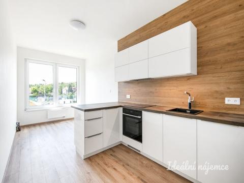 Pronájem bytu 2+kk, Praha - Strašnice, Počernická, 39 m2